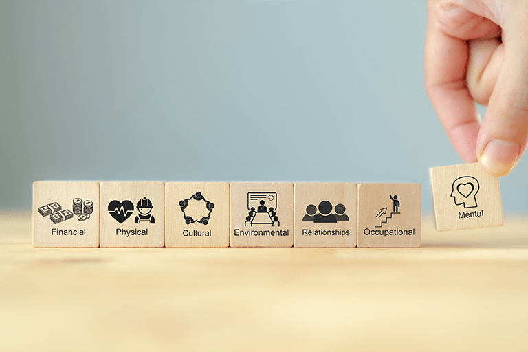 派遣社員が受けられる福利厚生は「派遣先」？「派遣元」？