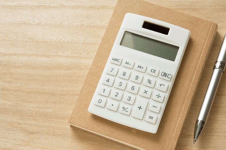 個人事業主の健康診断、費用相場はいくら？